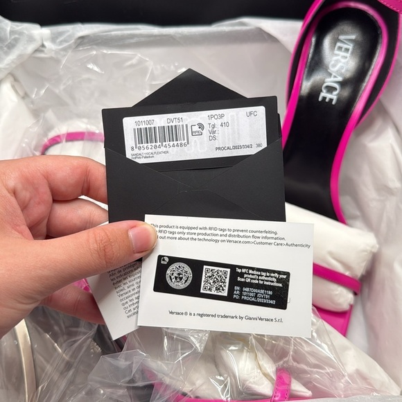 Versace Medusa Aevitas Hot Pink Stiletto Sandals Size 41/US 10 Strappy Heels NEW - Picture 5 of 13